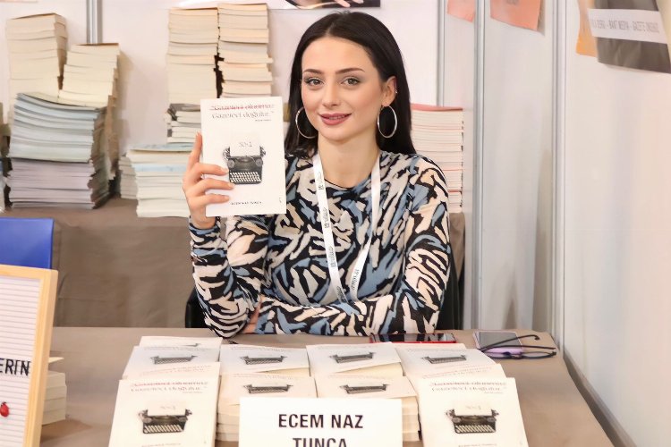 Ecem Naz Tunca ‘Gazeteci Olunmaz Gazeteci Doğulur’ adlı kitabını tanıttı -