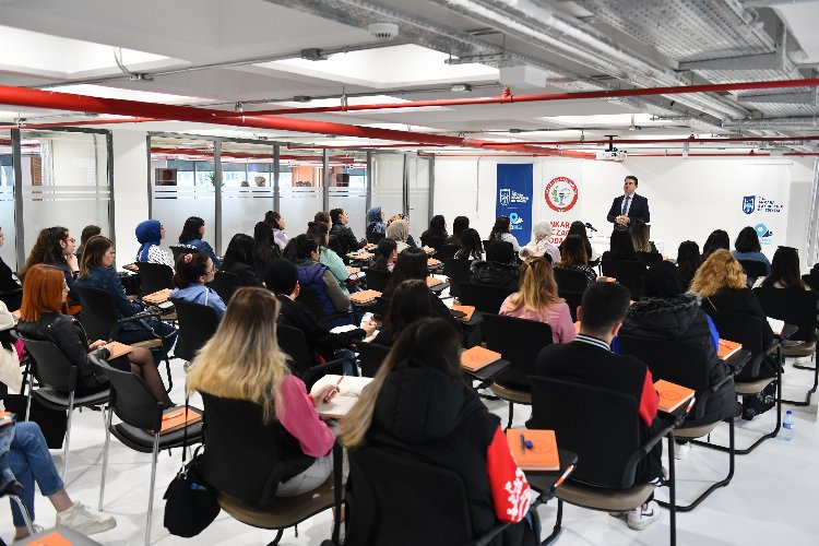 Eczane destek personeli eğitimleri başladı -