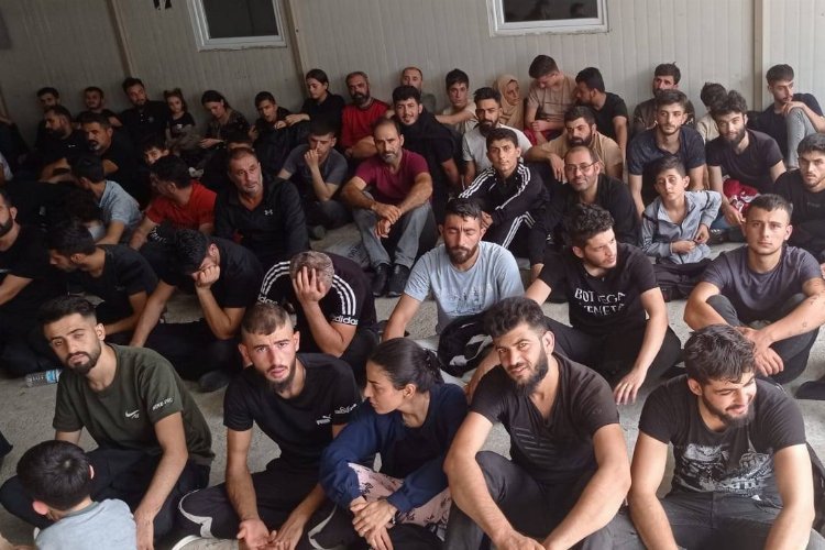 Edirne'de 89 düzensiz göçmen yakalandı -