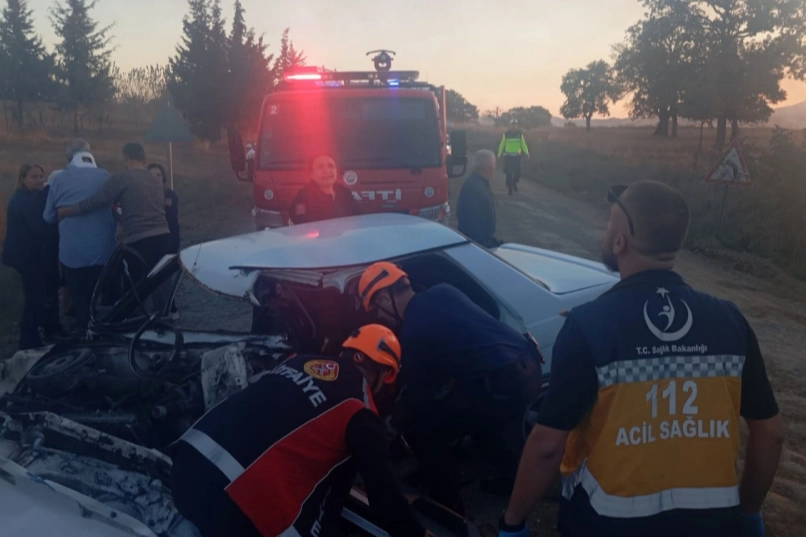 Edirne'de Büyükdoğanca-Kılıçköy yolunda kaza: 4 yaralı -