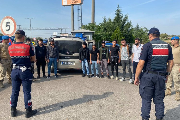 Edirne'de FETÖ operasyonu: 4 tutuklama -