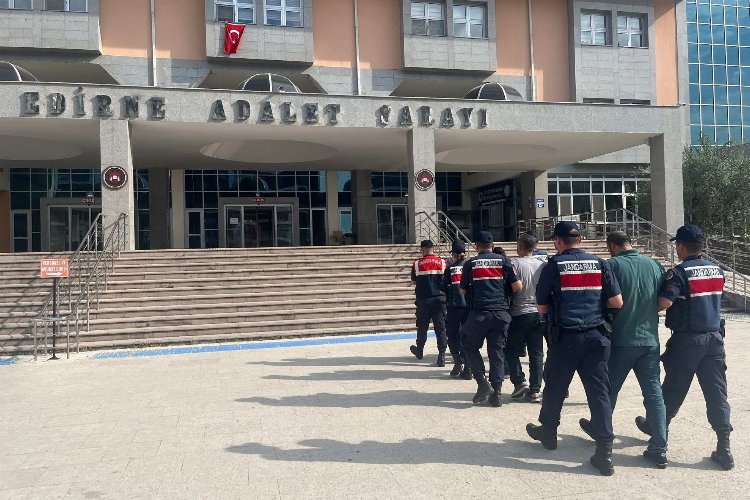 Edirne'de göçmen kaçakçılığı operasyonu -