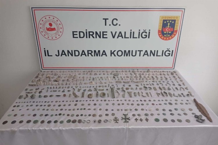 Edirne İl Jandarma’dan tarihi eser operasyonu -