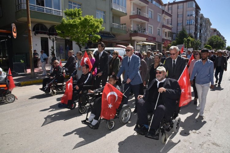 Edirne Keşan'da Engelliler Haftası farkındalık yürüyüşü gerçekleştirildi -