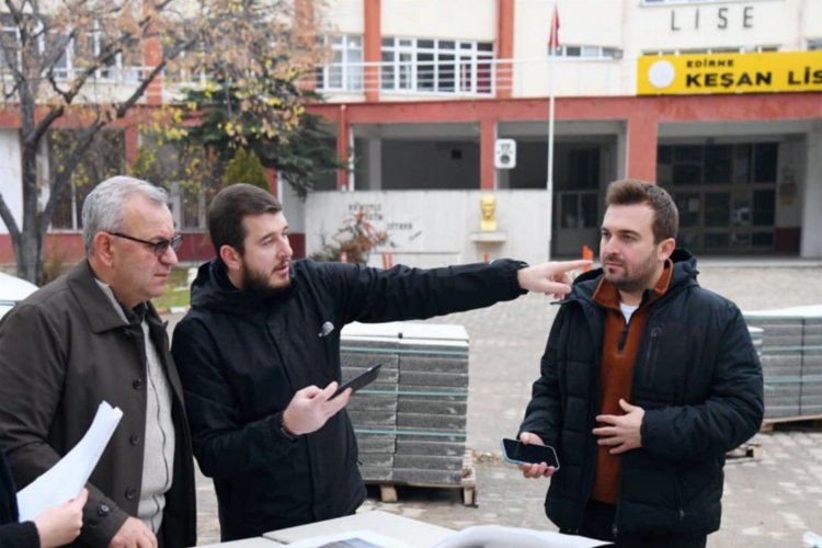 Edirne Keşan'da Eğitim-Sen'den okul bahçesi tepkisi! -