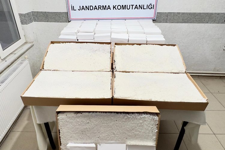 Edirne Keşan'da kargoya hazır 81 bin makaron ele geçirildi -