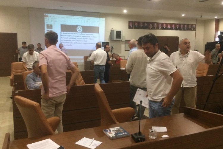 Edirne Keşan Meclisi karıştı!... Millet İttifakı üyeleri meclisi terk etti! -