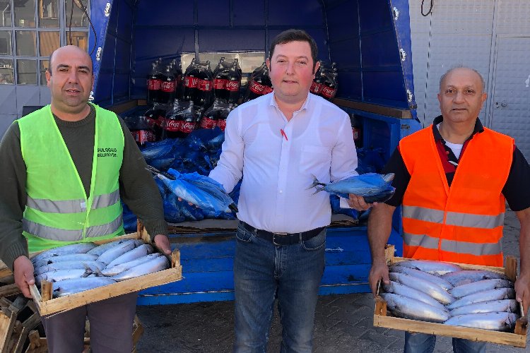 Edirne Süloğlu'nda ihtiyaç sahibi 200 aileye balık -