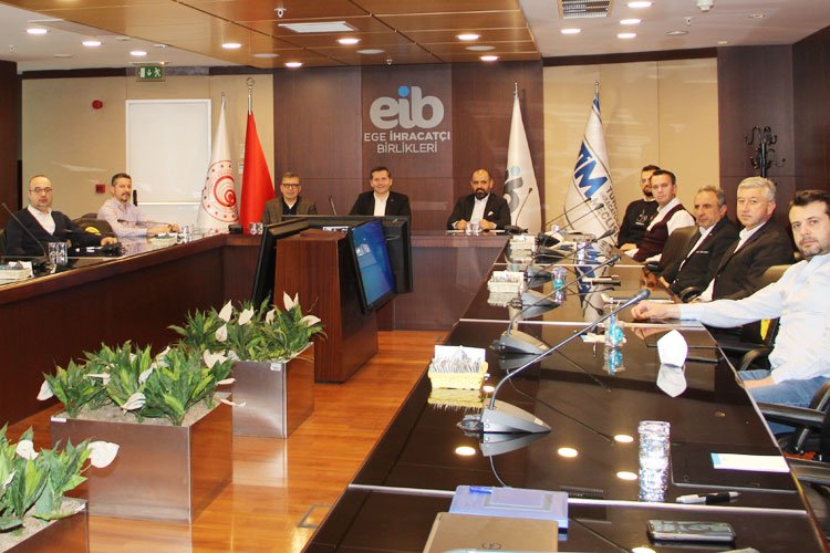 Egeli dericiler 300 milyon dolar ihracat hedefledi -