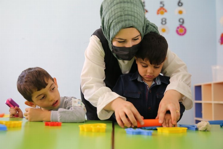 Eğitimde bir ilk hayata geçiyor... Bursalı ailelere 'anaokulu' desteği çağrısı -