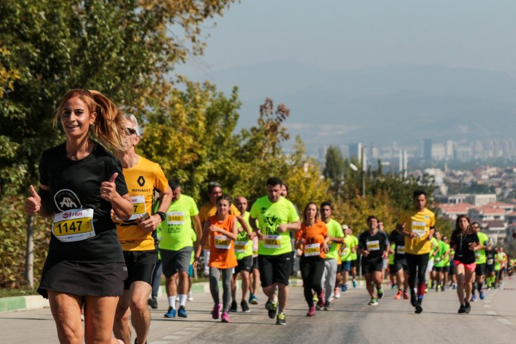 'Eker I Run' Bursa'da iyilik peşinde koşacak -