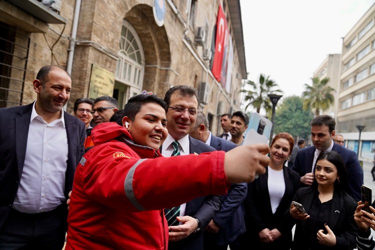 Ekrem İmamoğlu Mersin'de -