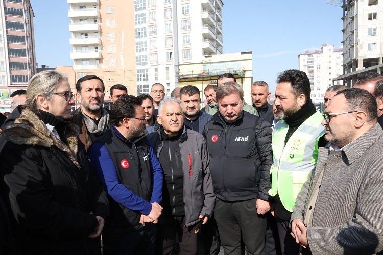 Elbistan'a konteyner morali -