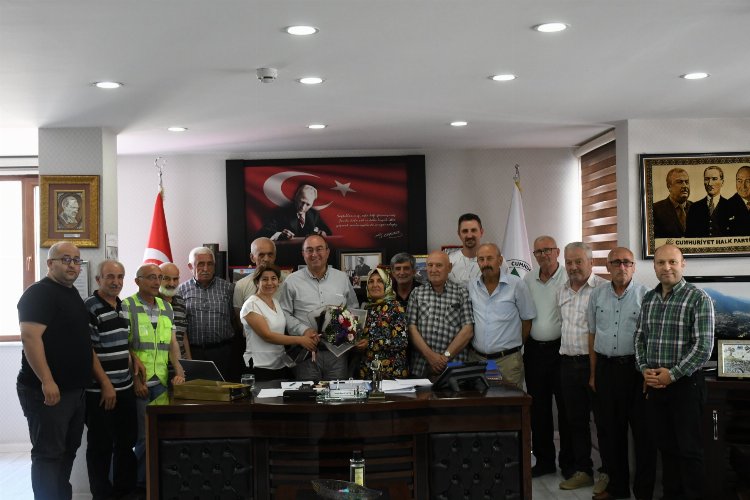 Elçin mahalle mahalle dolaşıyor -