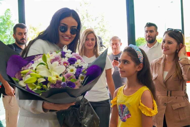 Elif Buse Doğan'dan GastroANTEP'te 'engelsiz' konser -