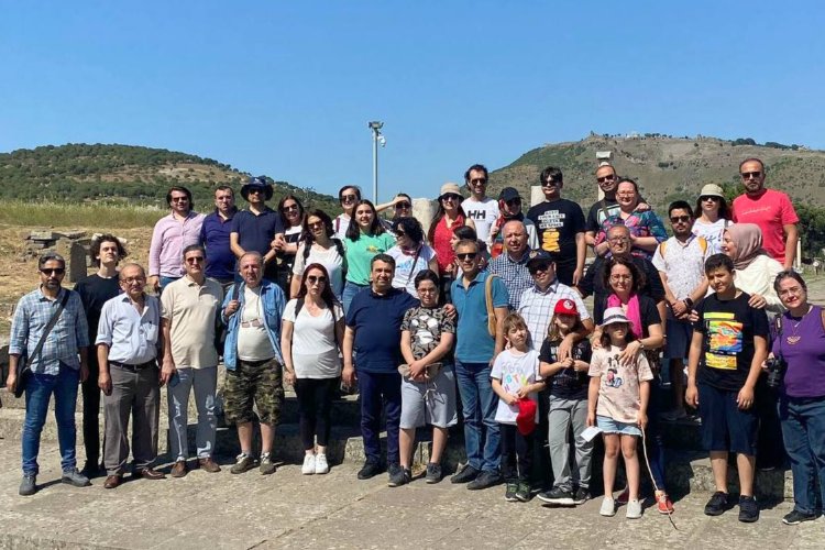 EMD üyeleri hem İzmir Bergama’yı dinledi hem tarihi gezdi -