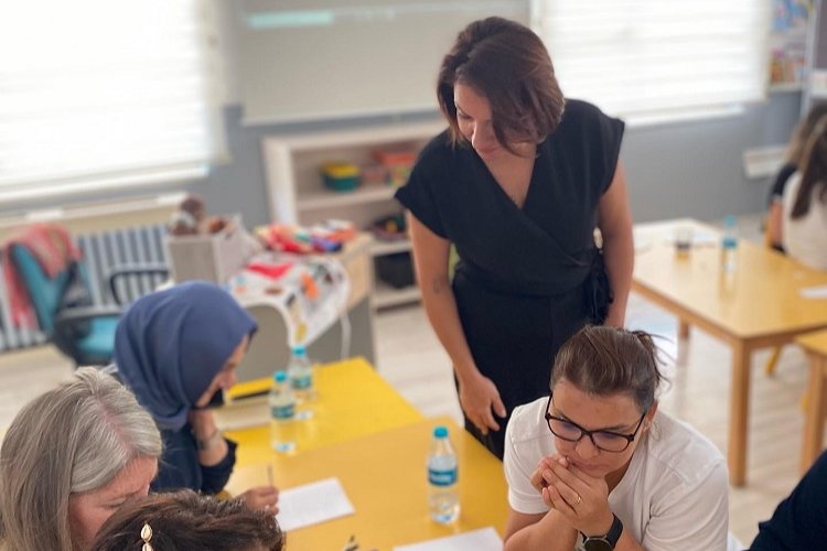 Emotion Coaching İngiltere ve Türkiye Enstitüsü'nden Ortak Eğitim -