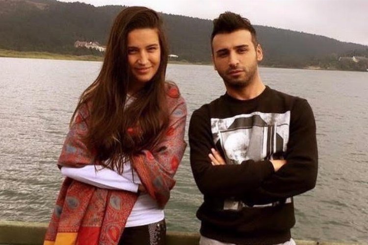 Emre Kaya’nın eski eşi olan menajeri Gizem Demir’den “Yaş” açıklaması -