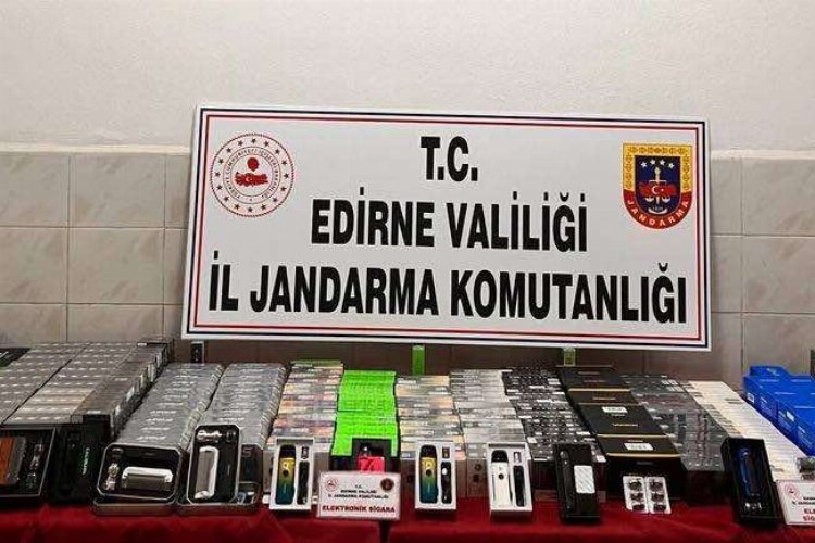 Enez'de kaçak elektronik sigara ele geçirildi -