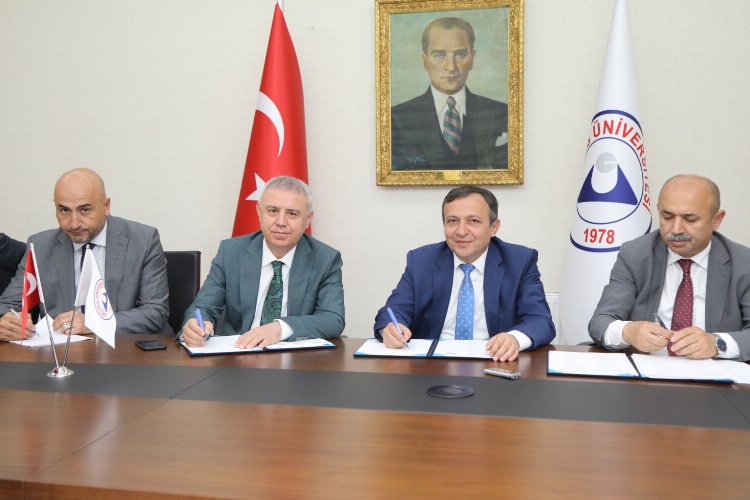 ERÜ'de toplu sözleşme sevinci -