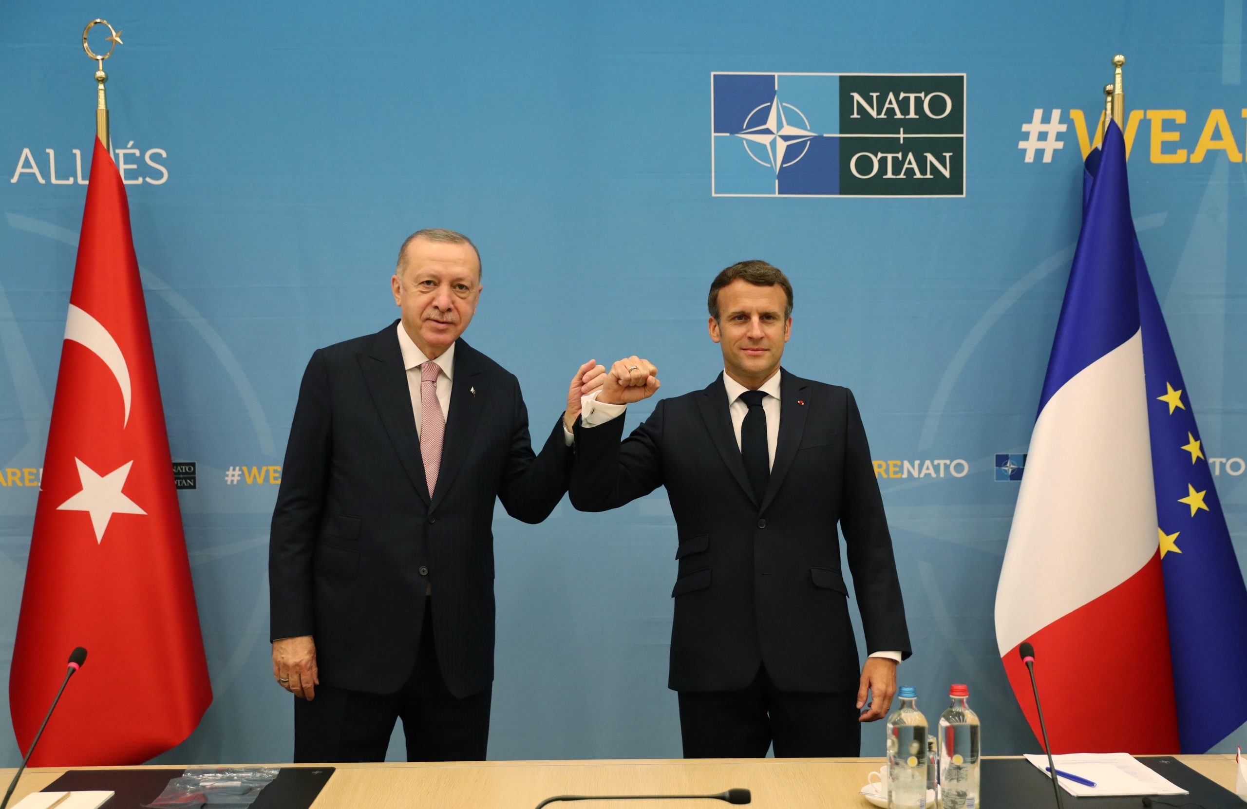 Erdoğan’la bir araya gelen Macron’dan ilk açıklama