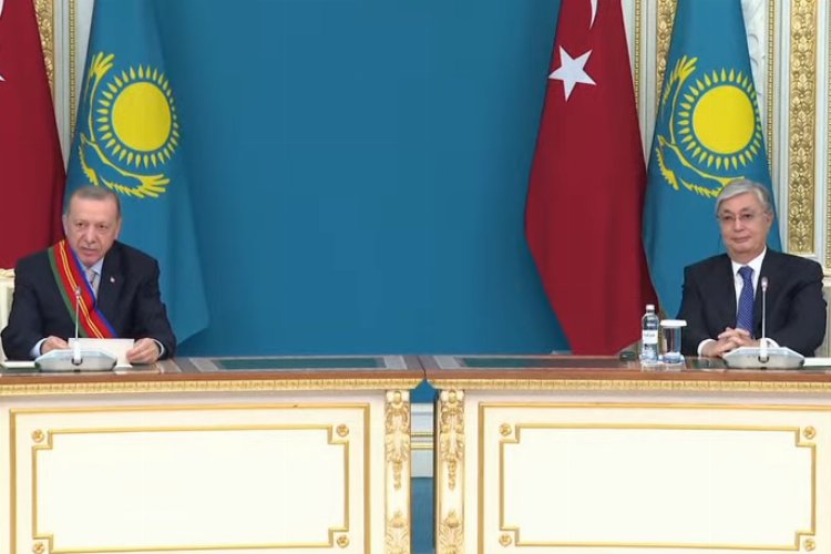 Erdoğan ve Tokayev ortak açıklama yaptı... Kazakistan'dan '1. Derece Dostluk' madalyası -