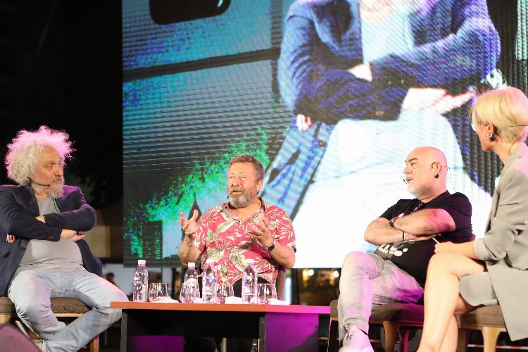 Erkan Can, Güven Kıraç ve Yüksel Aksu Bursa Gemlik'te buluştu -