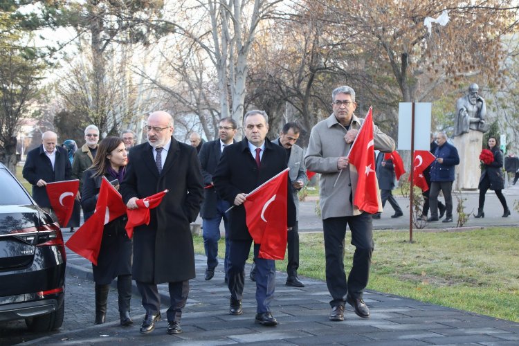 ERÜ, 17 Aralık şehitlerini andı -