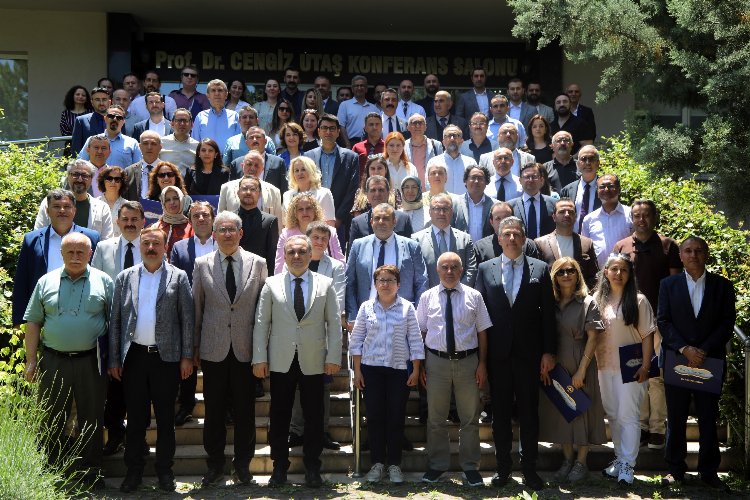 ERÜ’de “2023 Yılı Akademi Ödülleri Töreni” düzenlendi -