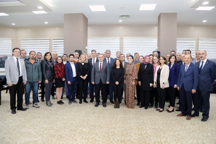 ERÜ'den akademisyenlere teşekkür belgesi -