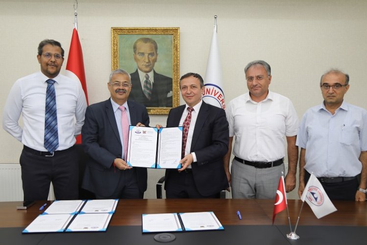 ERÜ ile Ajeenkya D Y Patil University arasında işbirliği protokolü -