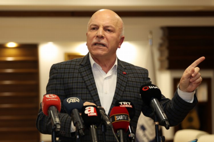 Erzurum'da gerginlik açıklaması: “Taşlar sopalar CHP grubu içerisinden