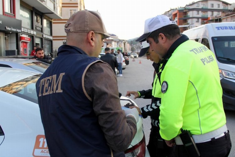 Eş zamanlı 'huzur': 769 yakalama -