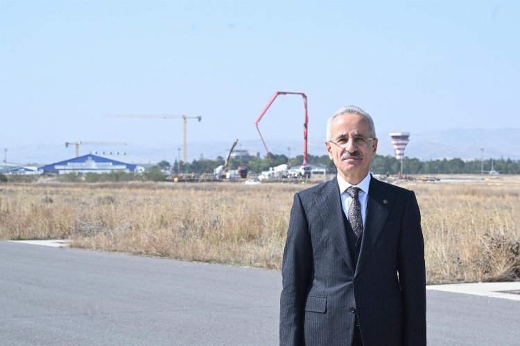 Esenboğa'dan 9 ayda 9 milyon kişi havalandı -