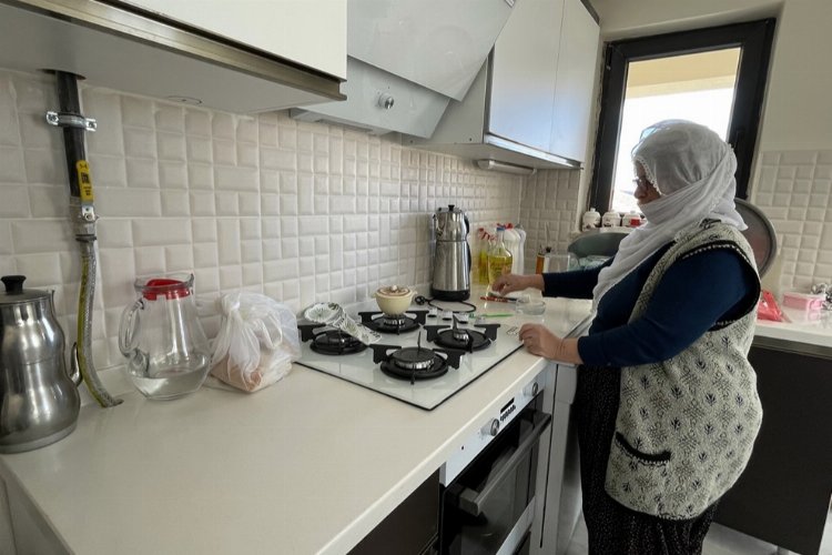 Eşi vefat etmiş kadınlara 300 bin TL konut desteği -