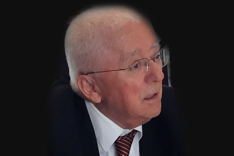 Eski Bakan Tarhan Erdem vefat etti -