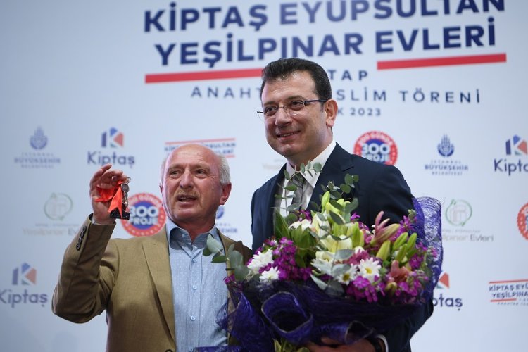 Eyüpsultan'da ilk hak sahipleri evlerine kavuştu -