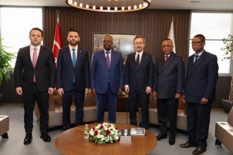 Fahrettin Altun'a Kongo'dan ziyaret -