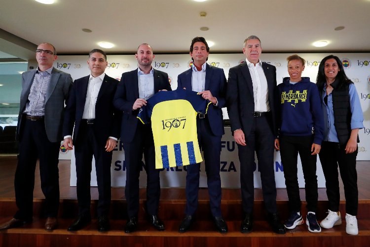 Fenerbahçe'den Fenerbahçe'ye sponsorluk -