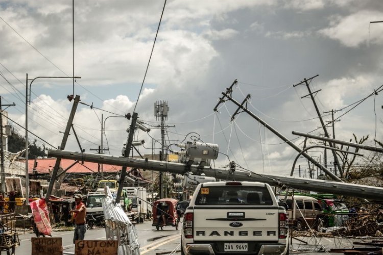 Filipinler'de tayfun felaketi!