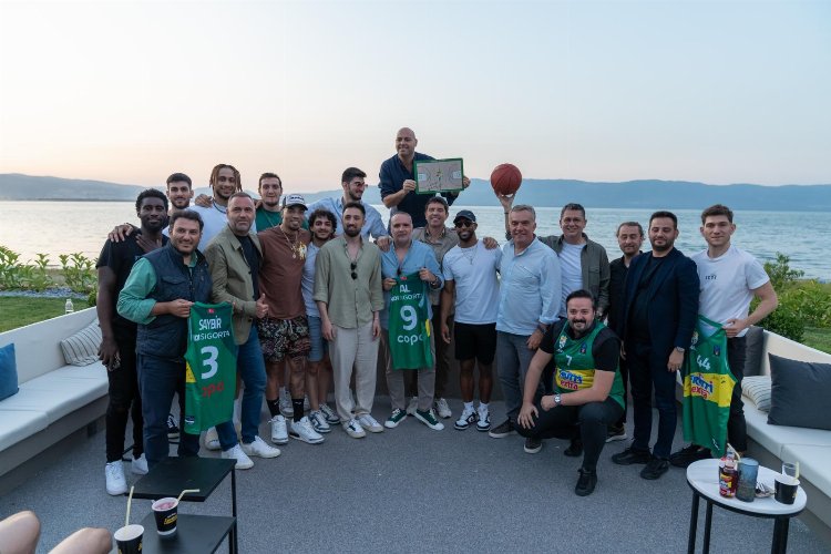 Frutti Extra Bursaspor sezonu yemekle kapattı -