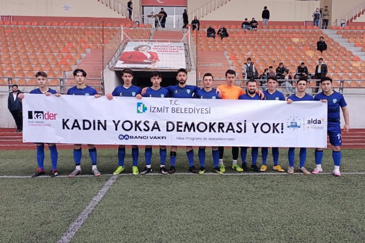 Futbol takımlarından ortak mesaj “Kadın Yoksa Demokrasi Yok” -