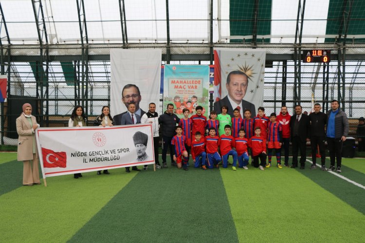 Futbol turnuvası başladı, final maçı TBMM'de -