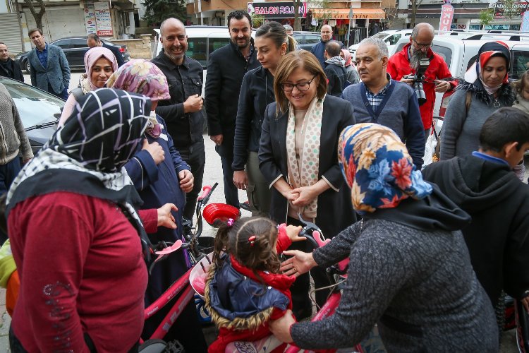 Gaziantep'te Başkan Şahin'den mahalle ziyaretleri -