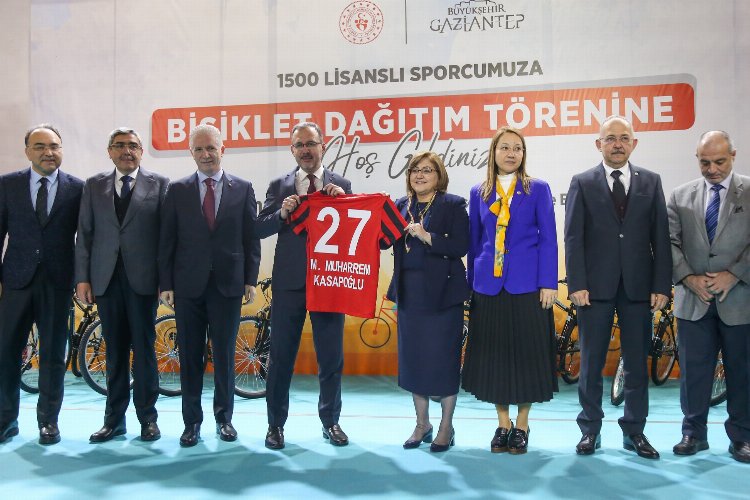 Gaziantep'te bin 500 lisanslı sporcu bisikletlerine kavuştu -