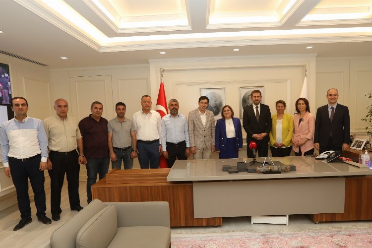 Gaziantep'te brüt 3 bin TL bayram ikramiyesi! -