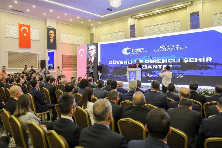 Gaziantep'te deprem değerlendirme toplantısı -