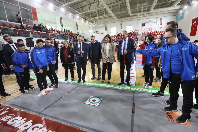 Gaziantep'te 'engelsiz' spor -