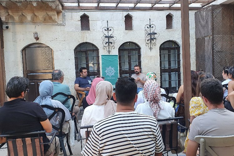Gaziantep'te ikindi söyleşileri -