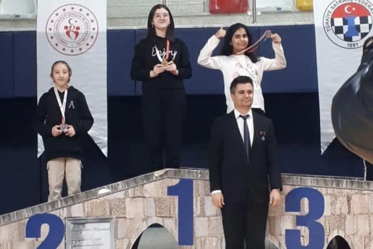 Gebze’nin başarılı sporcuları şampiyonluklara doymuyor -